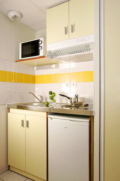 Comfort Suites Cannes Mandelieu Exterior foto